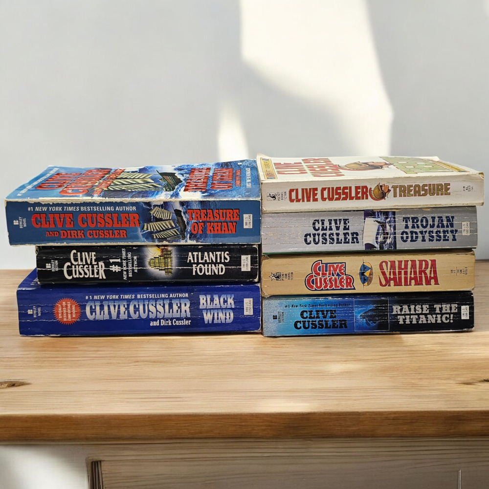 Clive Cussler Dirk Pitt Novel Paperback Books Lot of 7
